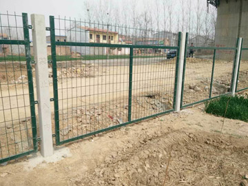 鐵路護(hù)欄網(wǎng) 鐵路護(hù)欄網(wǎng)